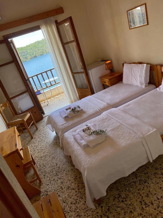 Hotel Blue Bay Milína Exterior foto